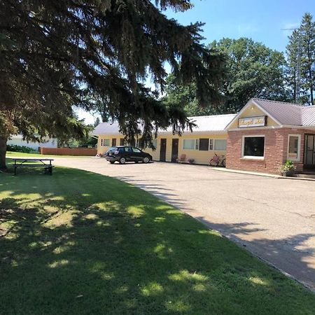 Yellow Quill Motel Portage la Prairie Exterior foto